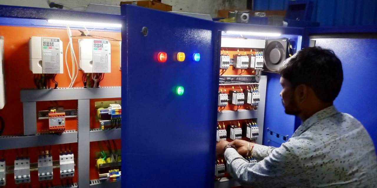 Double Girder Goliath supplier in pune